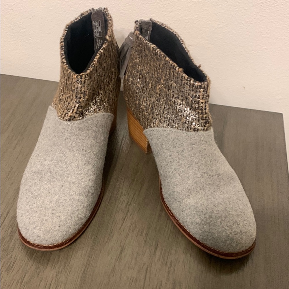 TOMs Leila Zip Up Ankle Boots